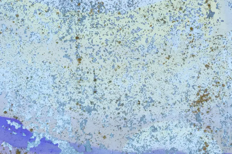 广告灯箱材质对比分析：软膜与亚克力在商业场景中的选型指南