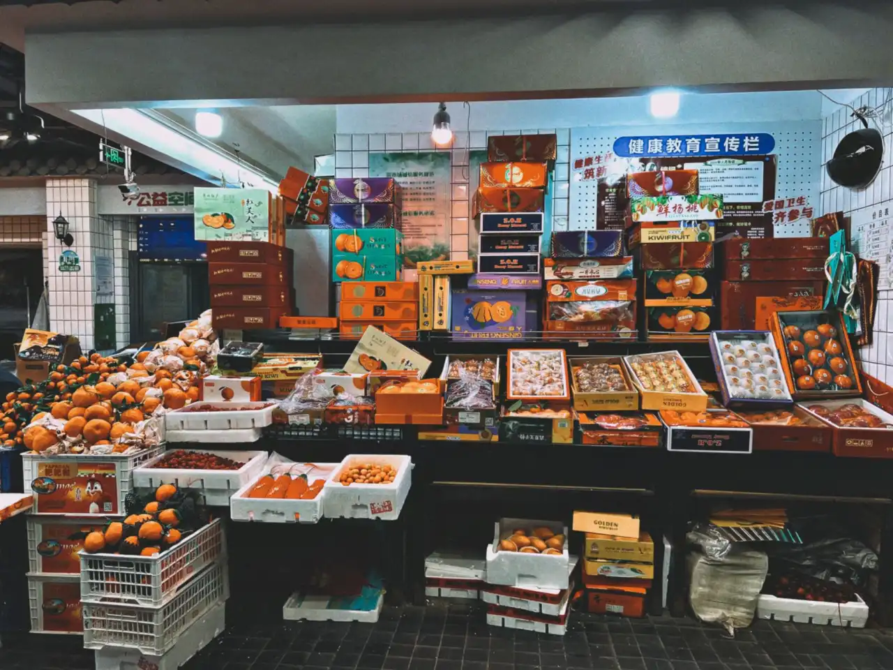 2025年广告工程行业新材料应用趋势与技术发展前瞻